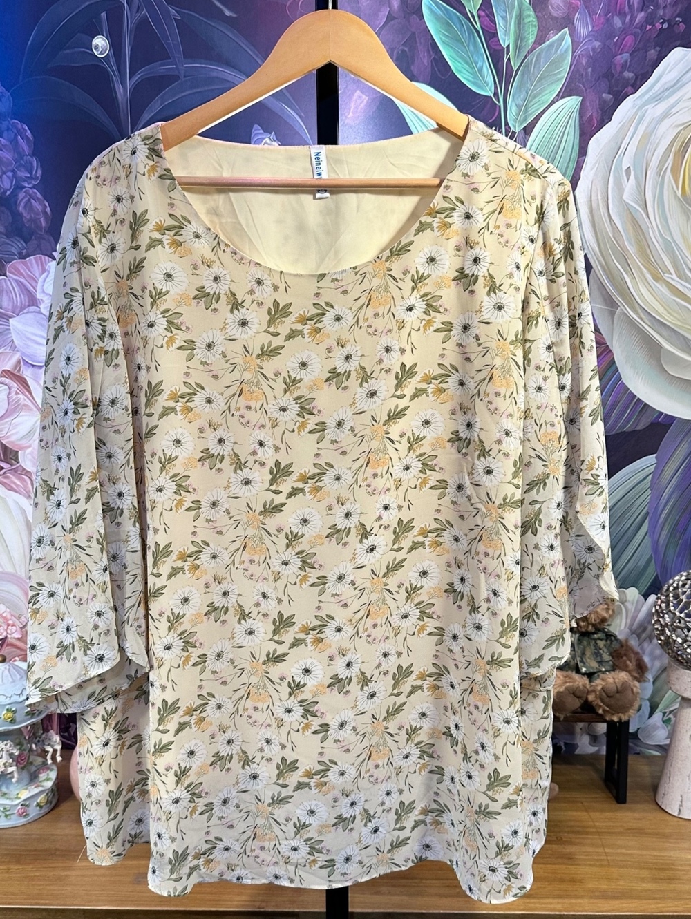 Neinewu 2XL Blouse Floral Print Stretch Blend Lined Long Sleeve Cream Beige
